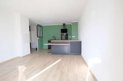 Appartement 3 pièces 819 €