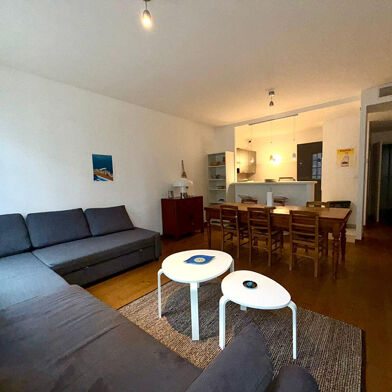 Appartement 2 pièces 921 €