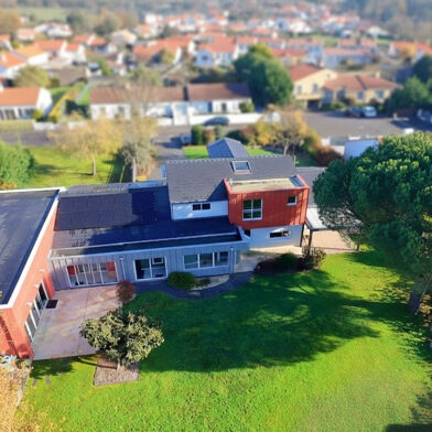 Maison 15 pièces 669900 €