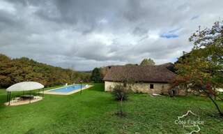 Maison 8 Pièces 253 m² à vendre à Aillas (33124)