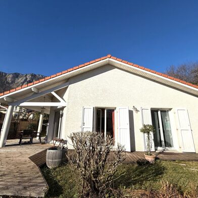 Maison 7 pièces 680000 €