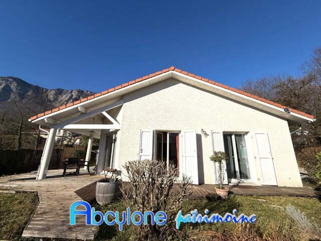 Maison de 135 m² sur un terrain de 1200 m² — photo du bien