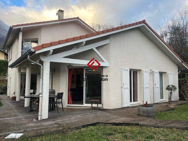 Maison à vendre Saint-Ismier — photo du bien