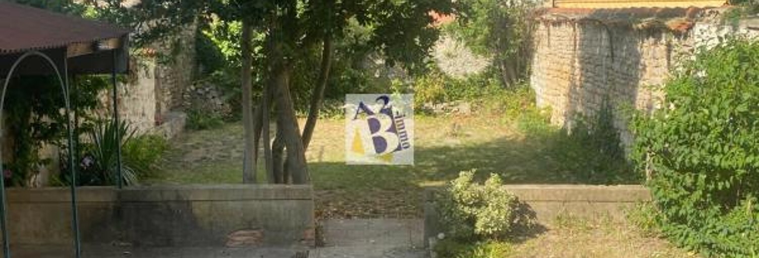 Maison 5 Pièces 131 m² à louer à Angoulême (16000)