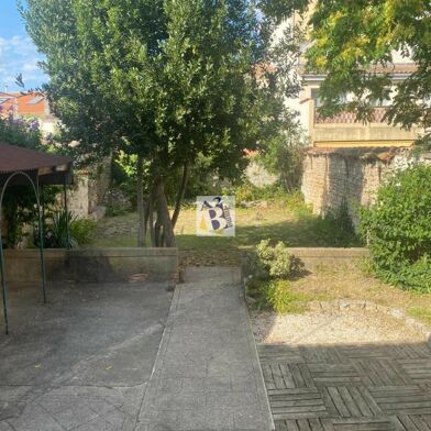 Maison 5 pièces 973 €