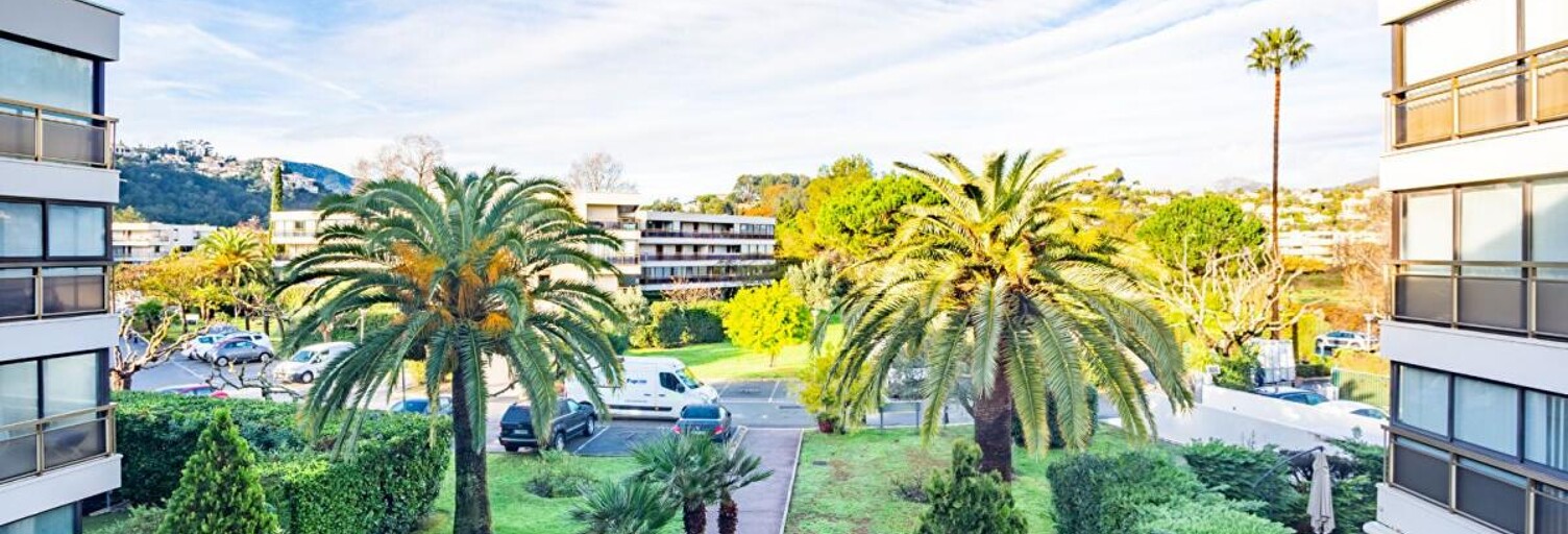 Appartement 1 Pièce 28 m² à louer à Mandelieu-la-Napoule (06210)