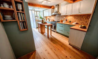 Maison 5 Pièces 144 m² à vendre à Venasque (84210)