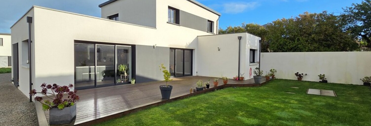 Maison 6 Pièces 143 m² à vendre à Plougoulm (29250)