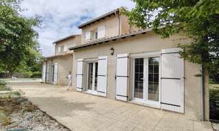 Maison 8 Pièces 284 m² à vendre à Neuville-de-Poitou (86170)