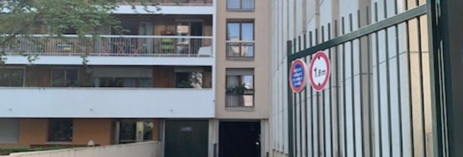 Garage  12 m² à louer à Paris 11 (75011)