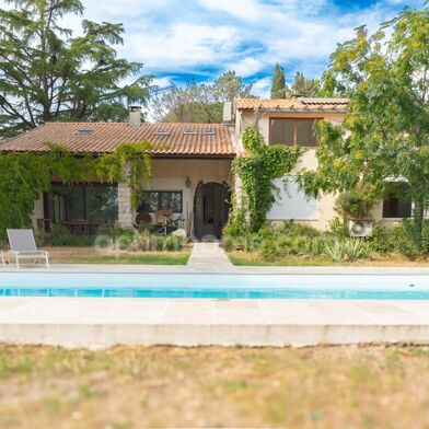 Maison 10 pièces 999000 €