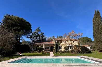 Maison 10 pièces 999000 €