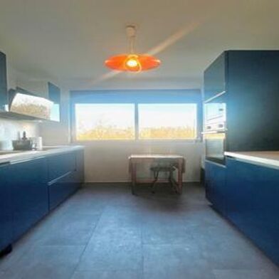 Appartement 5 pièces 1410 €