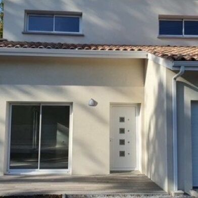 Maison 4 pièces 1684 €