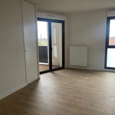 Appartement 2 pièces 564 €