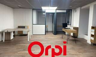 Commerce  71 m² à vendre à La Verpillière (38290)