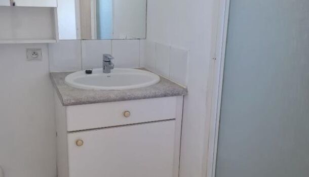 Appartement 2 pièces  à louer Rochelle (La) 17000