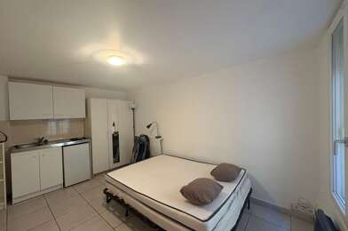 Appartement 1 pièces 330 €