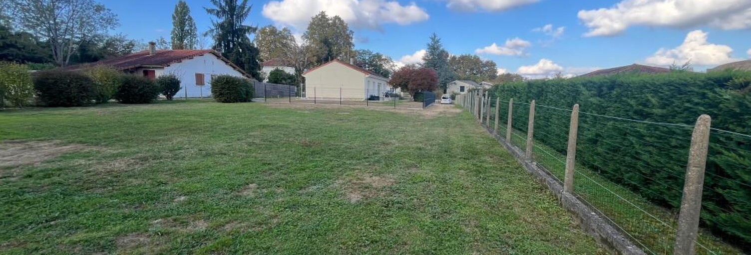 Terrain  800 m² à vendre à Dax (40100)