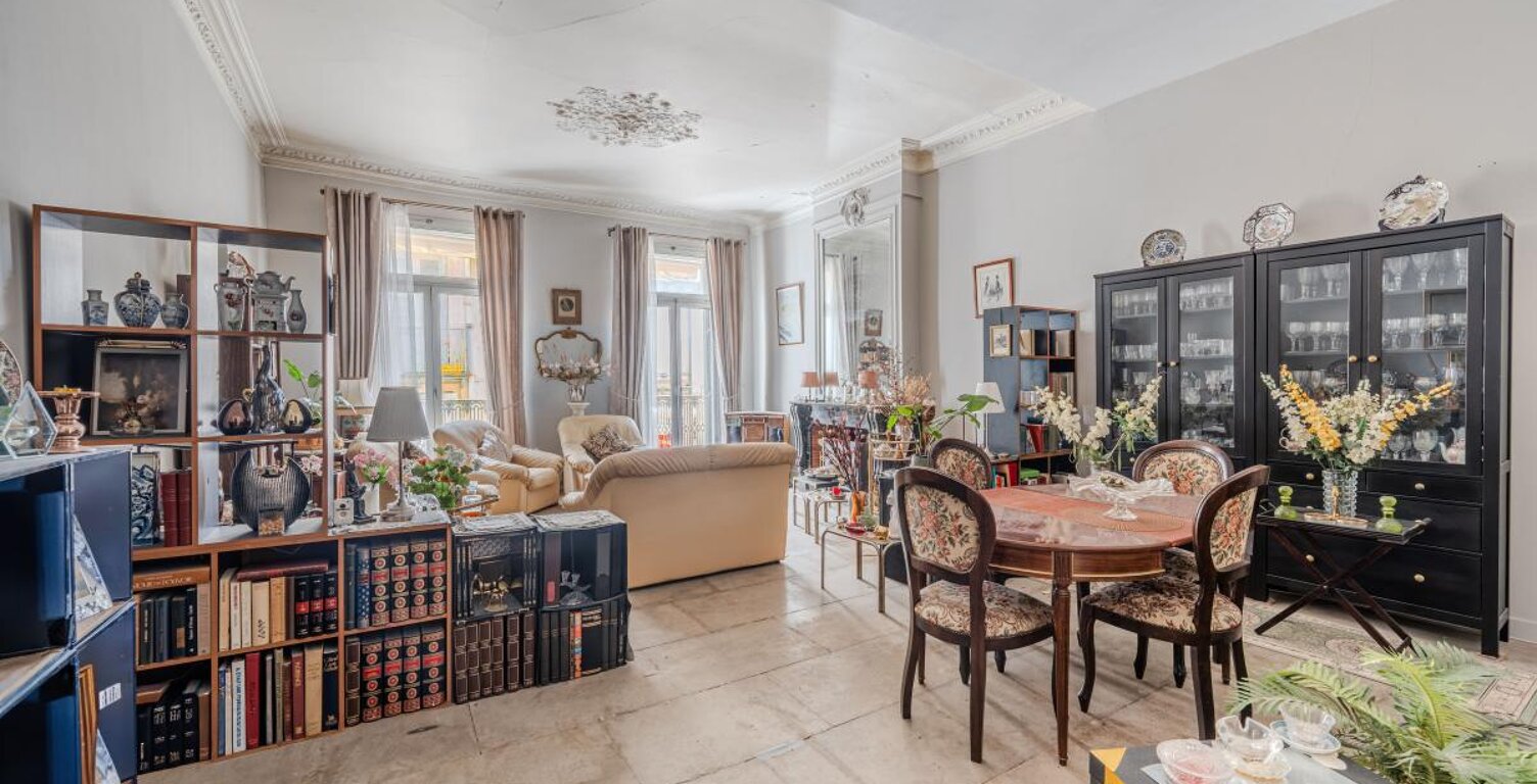 Appartement À Vendre — photo 1