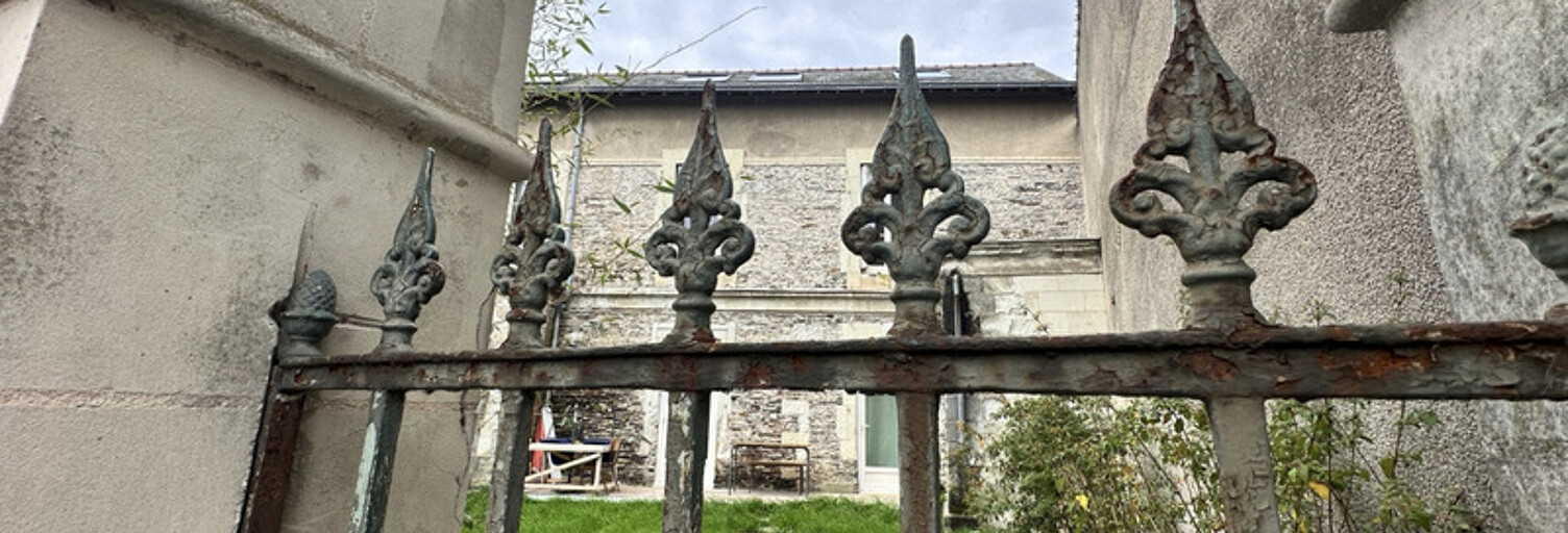 Immeuble  200 m² à vendre à Angers (49100)