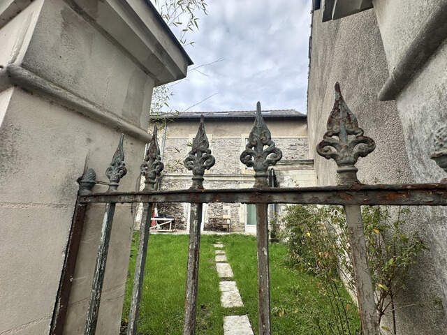 Immeuble à vendre ANGERS (49) — photo du bien