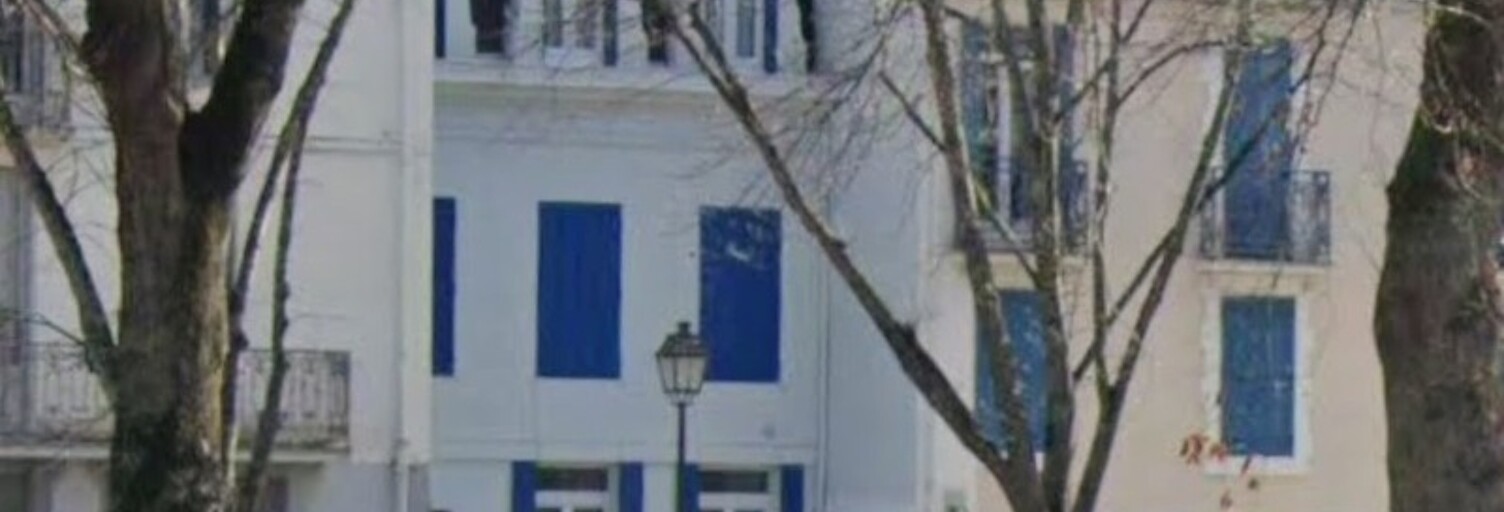 Immeuble  189 m² à vendre à Néris-les-Bains (03310)