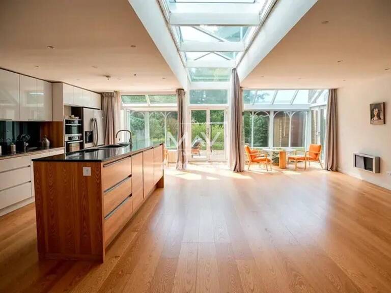 Superbe duplex avec jardin av. Foch — photo 1