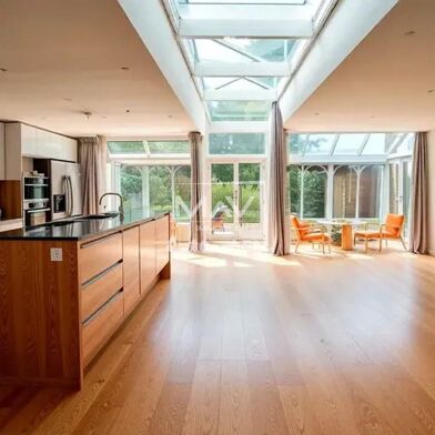 Appartement 4 pièces 531300 €