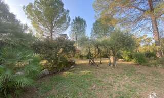 Terrain  1372 m² à vendre à Carcès (83570)