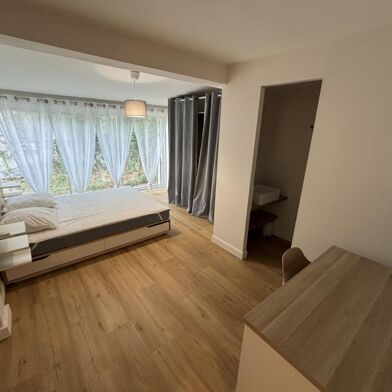 Appartement 1 pièces 600 €