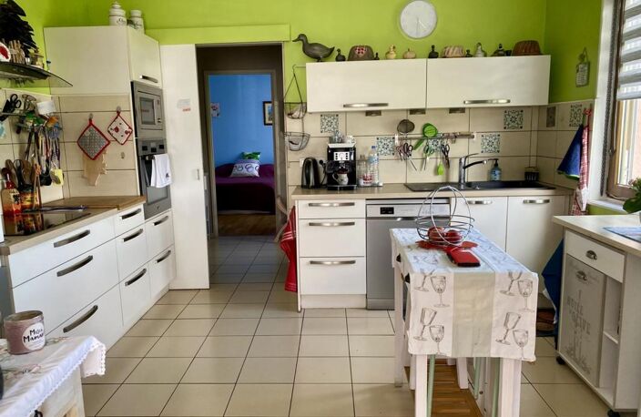 Maison - 176m ² — photo 5