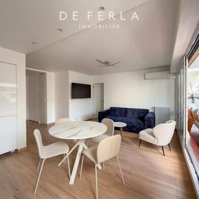 Appartement  2030 €