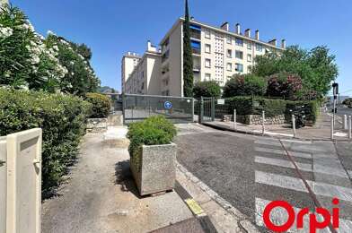 Appartement 4 pièces 189000 €