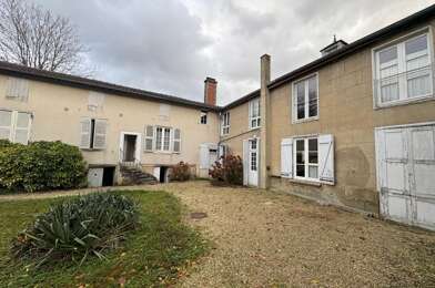 Maison 11 pièces 160000 €