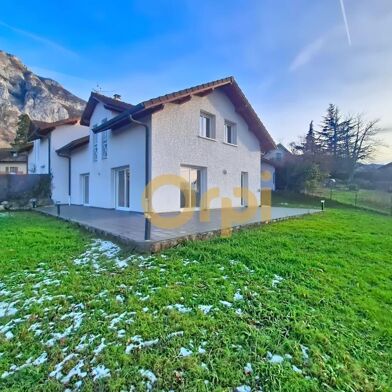 Maison 4 pièces 829000 €