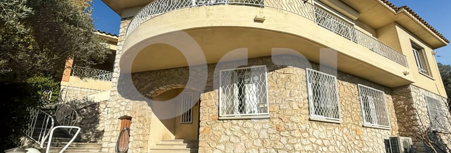 Maison 6 Pièces 220 m² à louer à Toulon (83200)