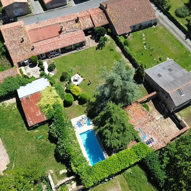 Maison 10 pièces 233977 €