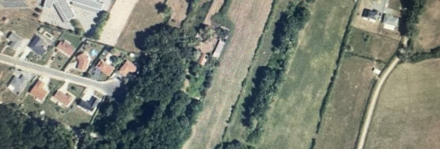 Terrain  23192 m² à vendre à Brugheas (03700)