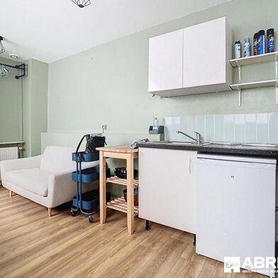 Appartement 2 pièces 715 €