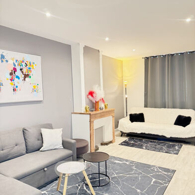 Appartement 2 pièces 700 €