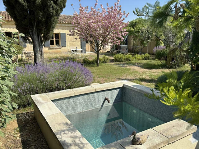 UZES PONT DU GARD : Maison de charme de plain pied avec pisc — photo du bien