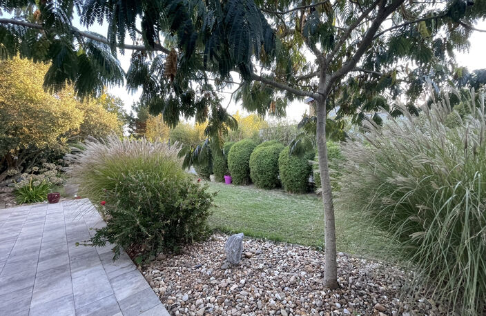 Contemporaine et séduisante maison plain-pied — photo 2