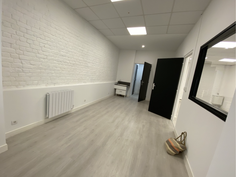 Location bureaux ERP/PMR de 170m2 au coeur de Lille — photo 1