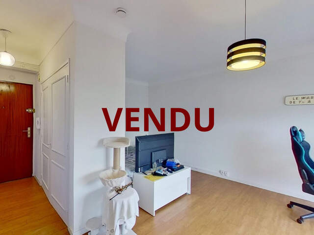 CAEN RIVE DROITE APPARTEMENT DE 1 PIECES DE 30M2 A VENDRE LO — photo du bien