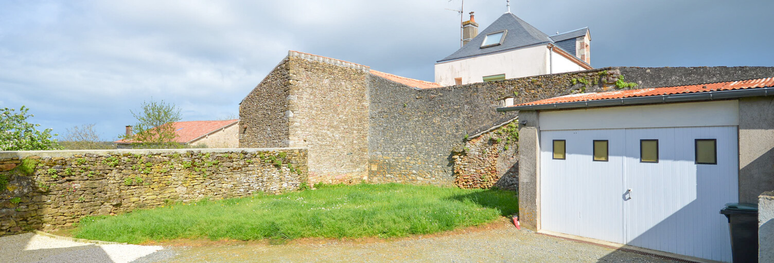 Maison 4 Pièces 107 m² à vendre à Chantonnay (85110)