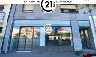 Commerce  212 m² à louer à Cagnes-sur-Mer (06800)