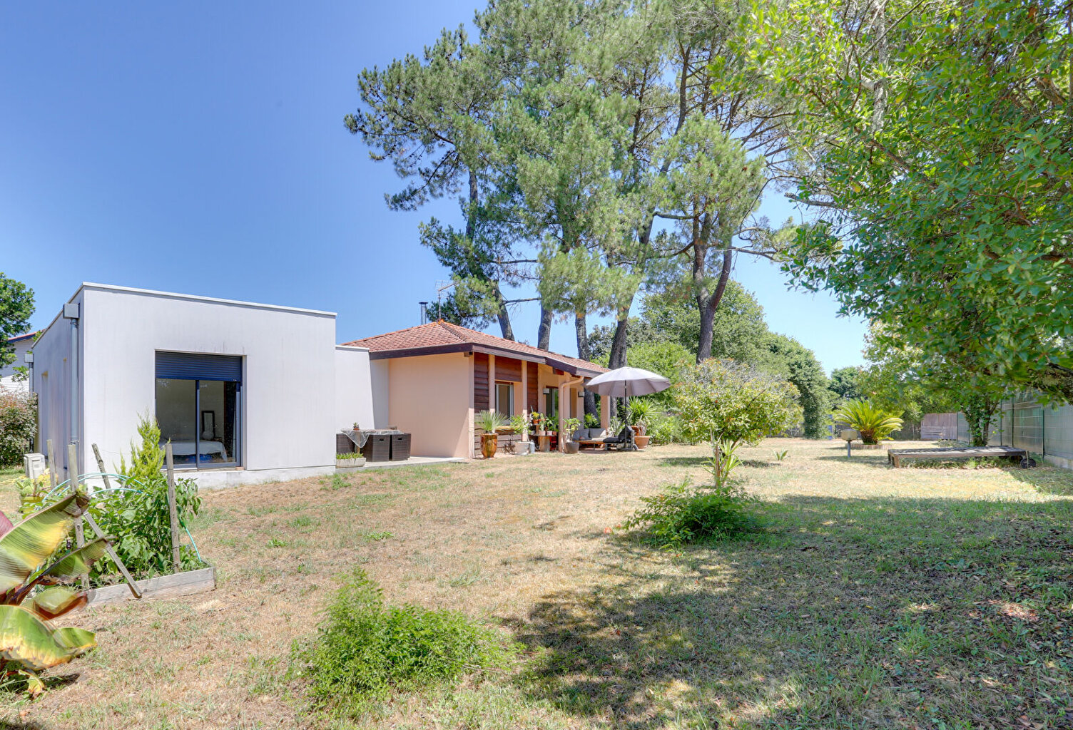 Maison 4 pièces sur terrain de 1.445m² — photo 1