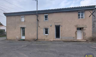 Immeuble  127 m² à vendre à Montréverd (85260)