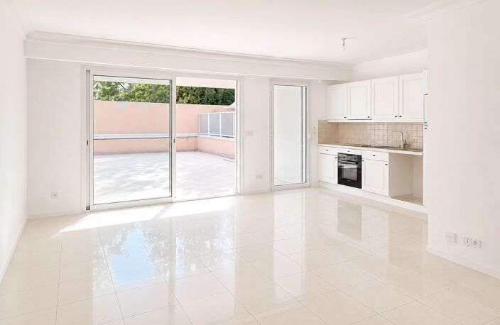 Cannes – Quartier Oxford | Spacieux T4 avec vaste terrasse, jard — photo 3